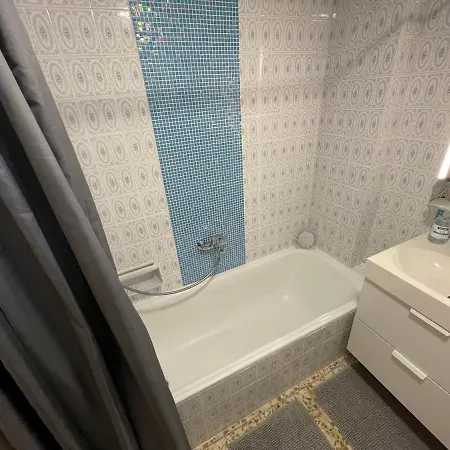 Gaitanes Apartment *